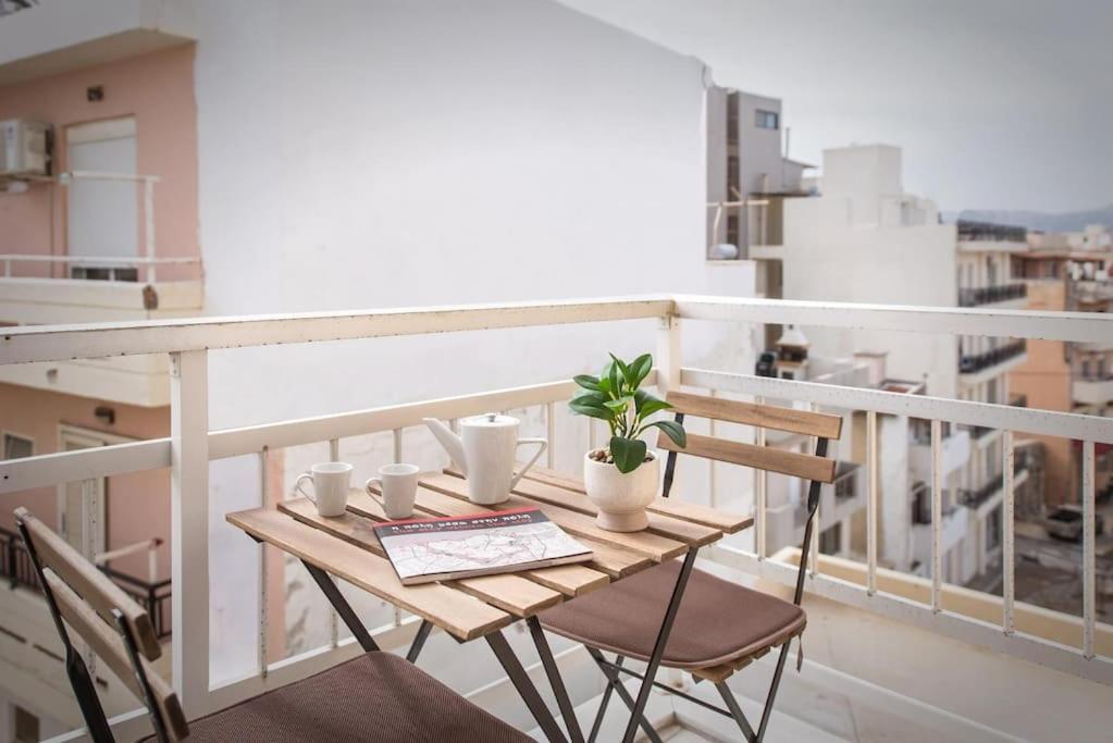 Mojo - Central Cozy Apartment Heraklion  Екстер'єр фото